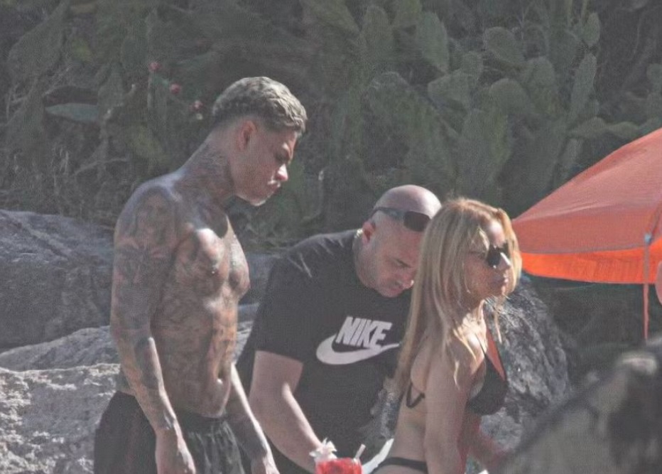 Equipe de Flávia Saraiva responde a rumor de affair com MC Cabelinho