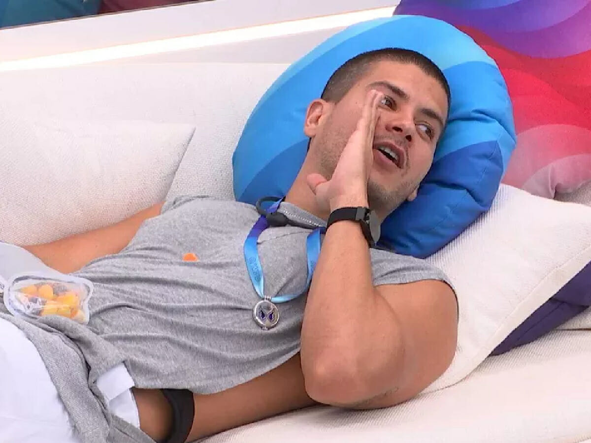Filha de Arthur sofre ataque de internautas após brother ganhar anjo no BBB 22