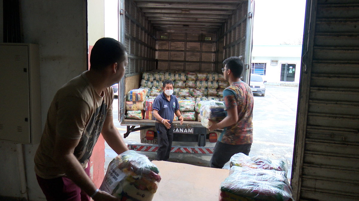 Mais de 80 mil cestas básicas foram enviadas para famílias atingidas pela cheia no Amazonas