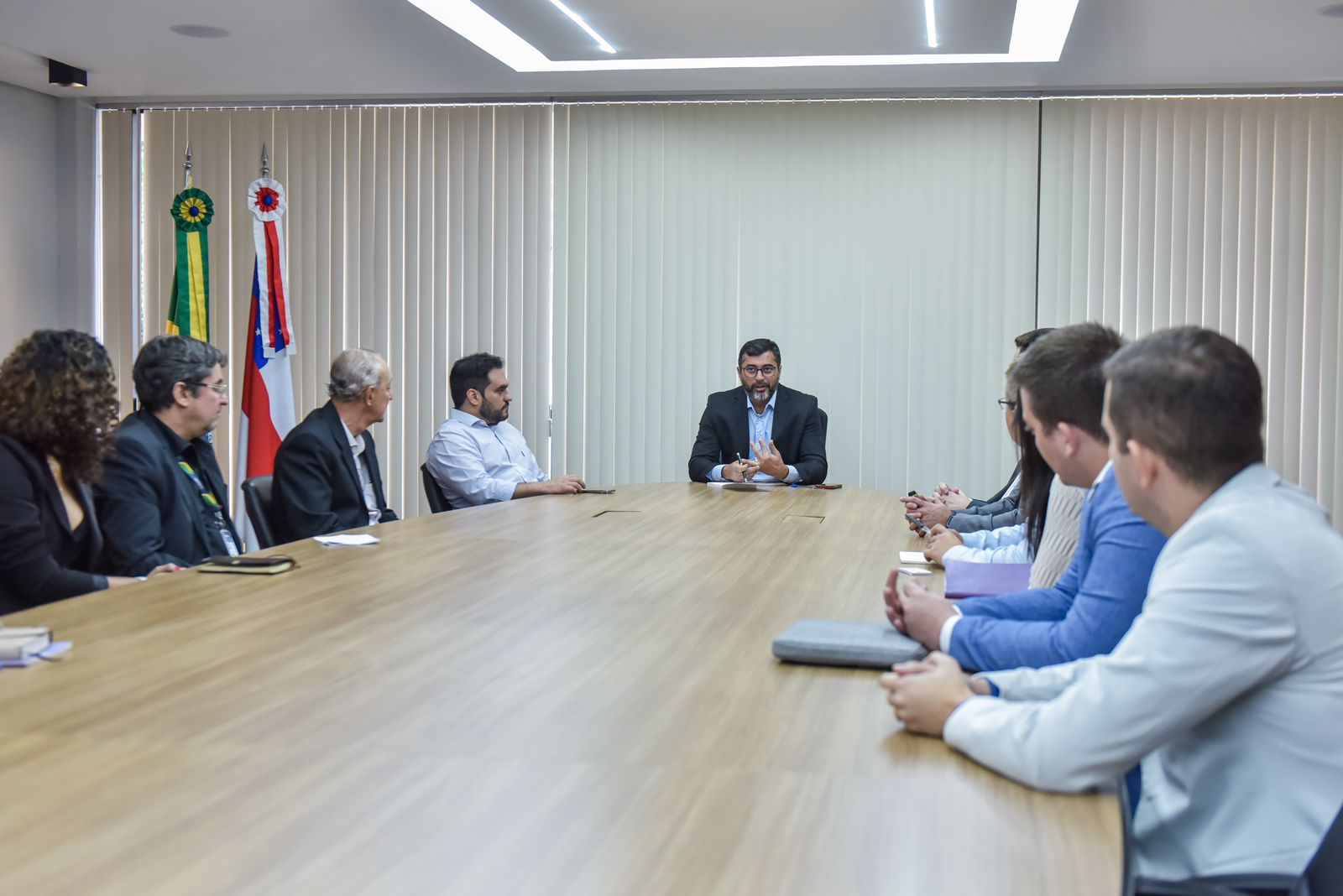 Wilson Lima se reúne com executivos de empresa que deve gerar 420 empregos em Manaus