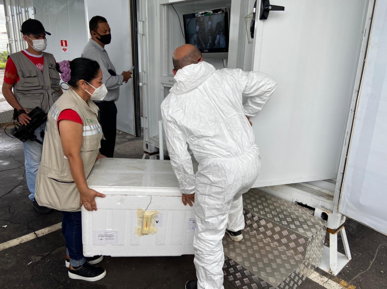 Vacinação de idosos entre 65 e 69 começa a partir de segunda em Manaus