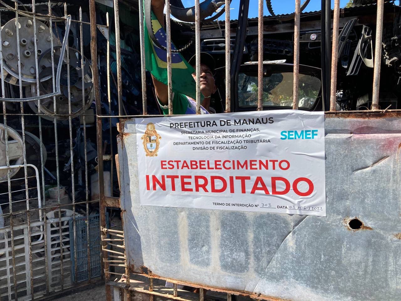 Sucatarias em Manaus são fiscalizadas para impedir compra de objetos roubados