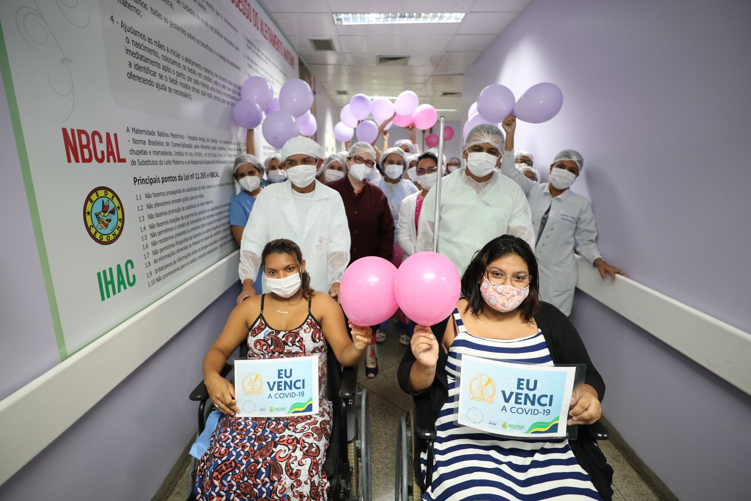Pacientes da Maternidade Balbina Mestrinho recebem alta após vencerem Covid