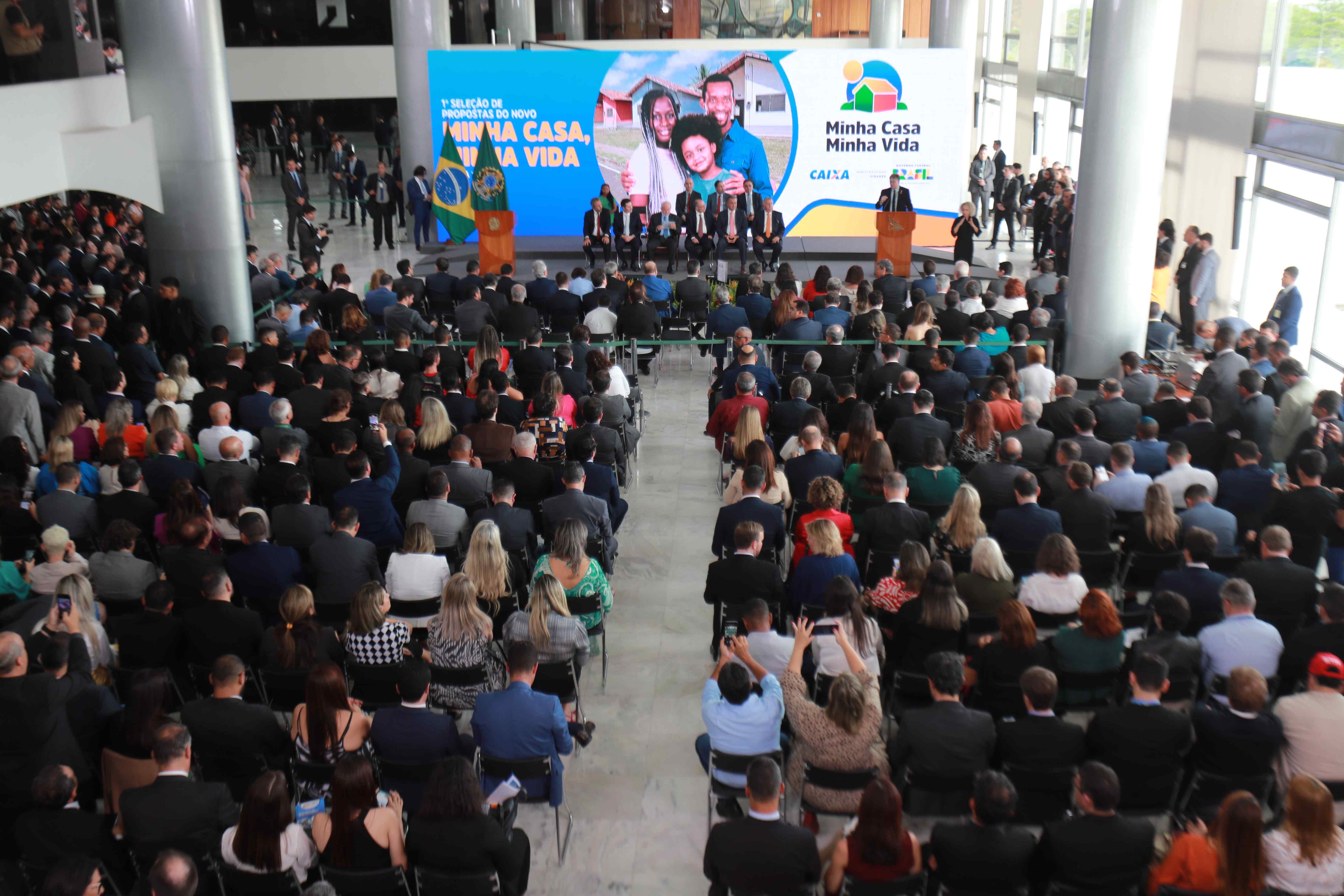 Amazonas terá subsídio de R$ 20 mil por unidade para financiamento de imóveis populares