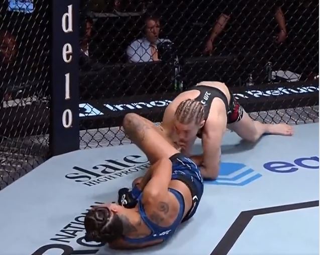 Vídeo: Brasileira perde 4ª luta no UFC ao quebrar braço em cena de arrepiar