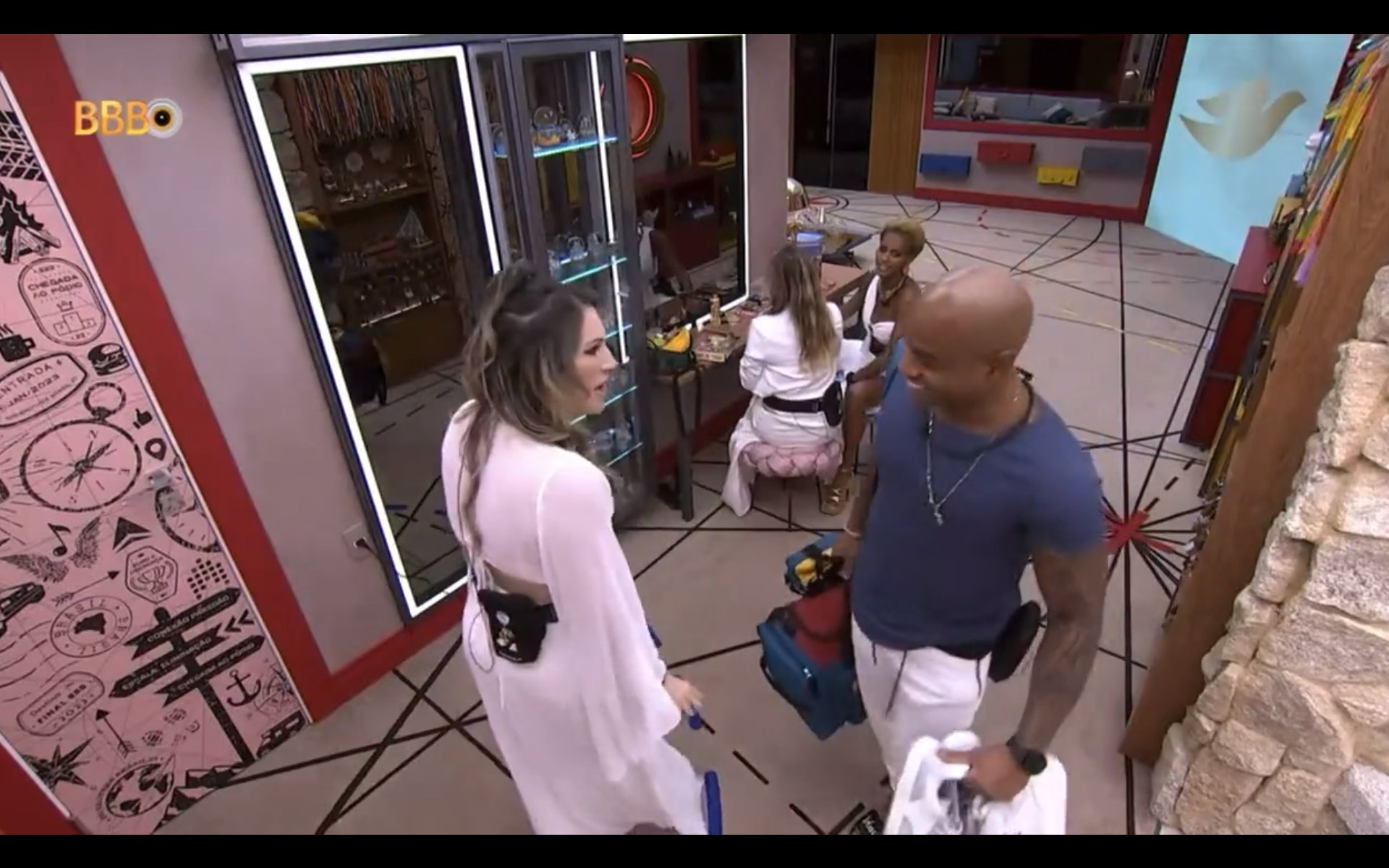 Cezar Black se muda para o quarto Deserto após desentendimento com Domitila