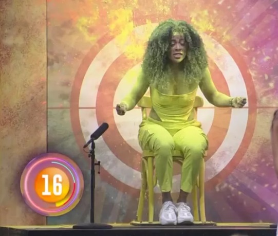 Vídeo: Cezar detona Marvvila e sister rebate: 'Arregão do cara*'