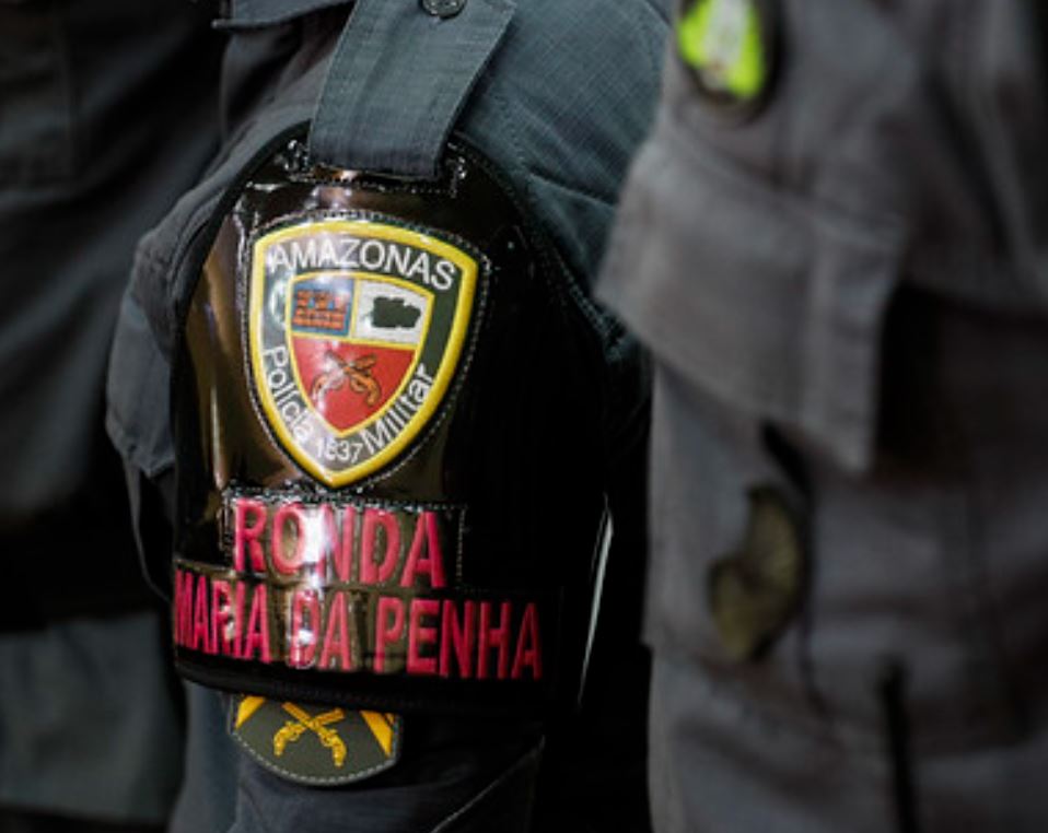 Homem agride esposa e acaba espancado por vizinhos no Coroado