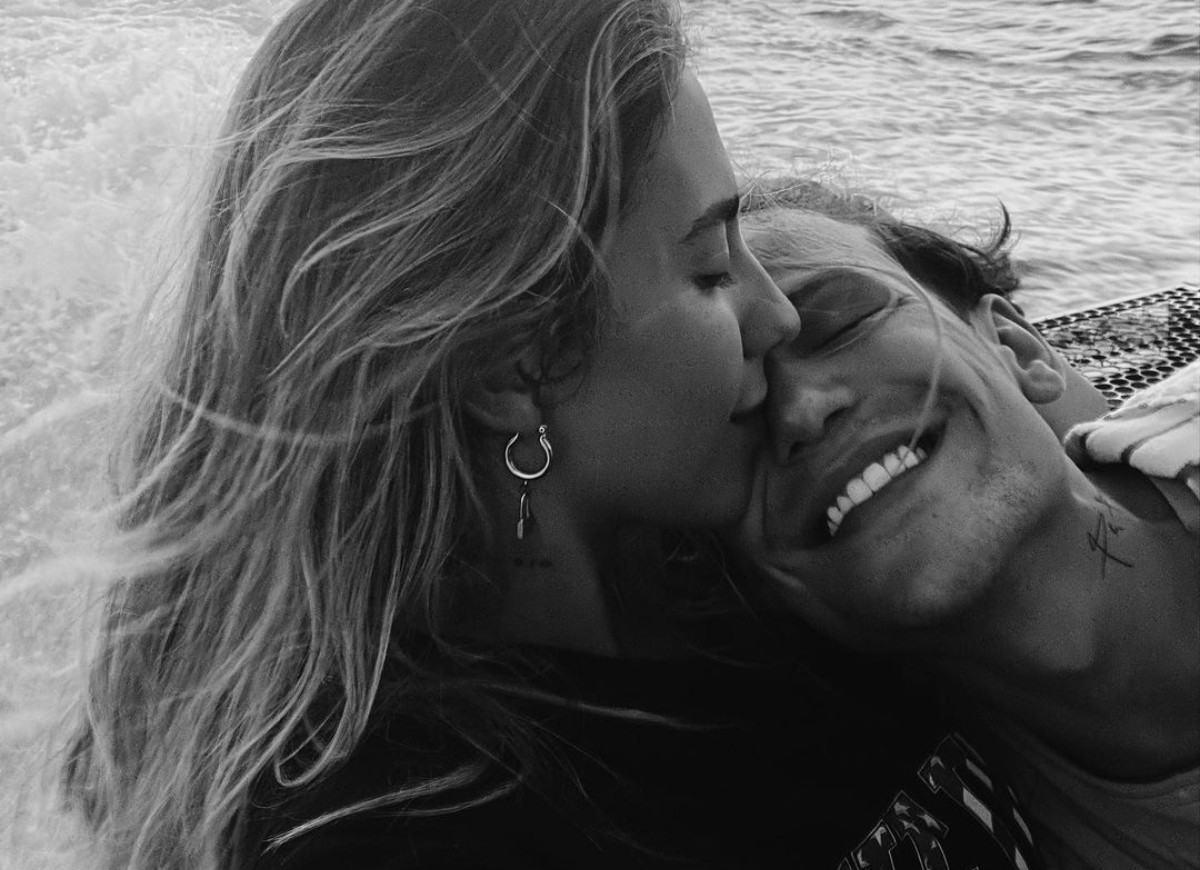 Gabi Brandt anuncia fim do casamento com Saulo Poncio: 'coração em paz'