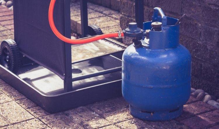 Presidente sanciona lei que destina R$ 300 milhões para o auxílio gás