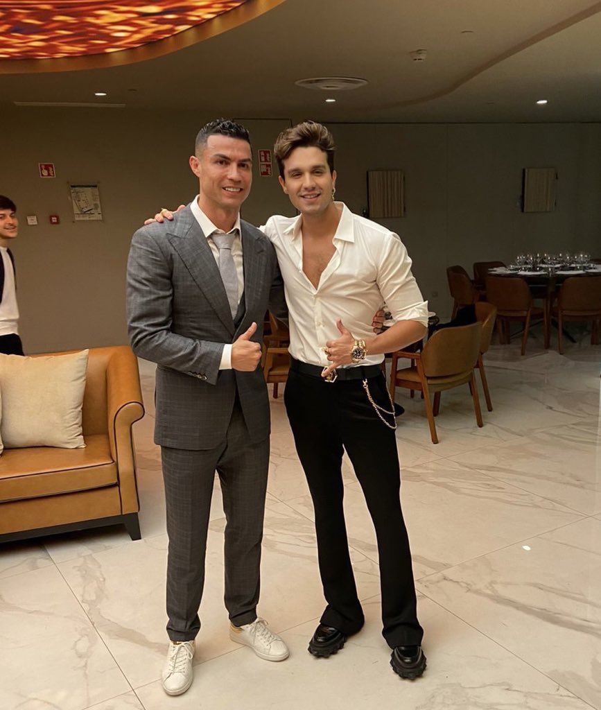 Luan Santana é convidado para Réveillon de CR7 e vai às pressas para Portugal