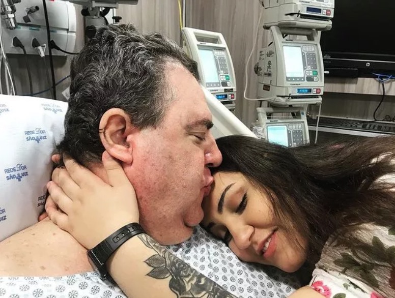 Filha de Gerson Brenner desabafa sobre o pai: 'Não sai de casa há 22 anos'