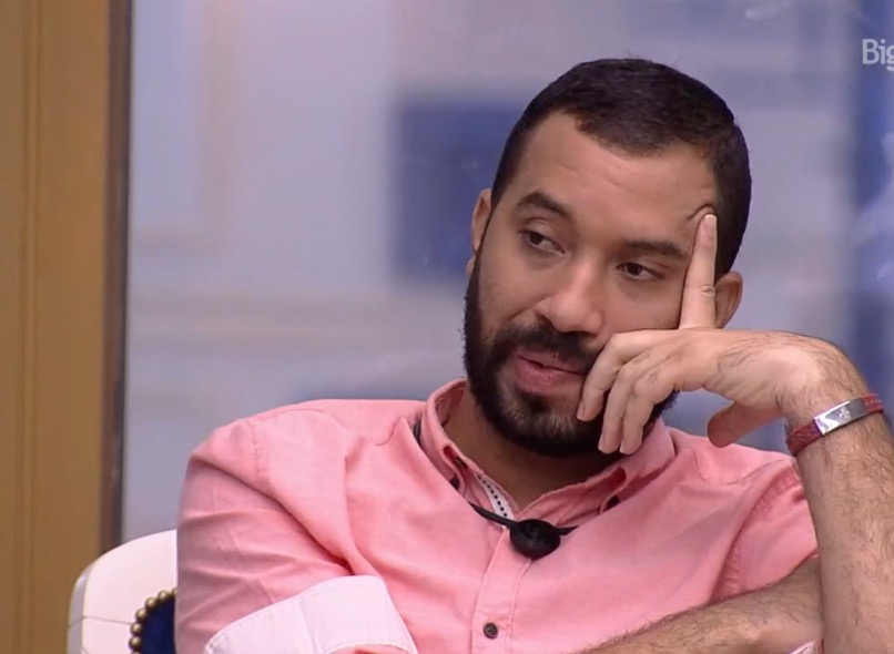Pai de Gil, do BBB21, reaparece após 15 anos: ‘quero poder dar um abraço’
