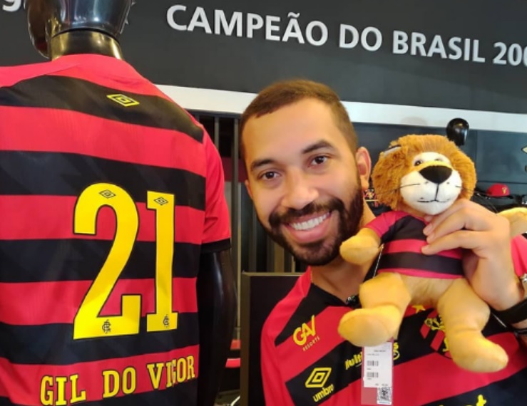 Gil do Vigor sofre homofobia em áudio de conselheiro do Sport; ouça