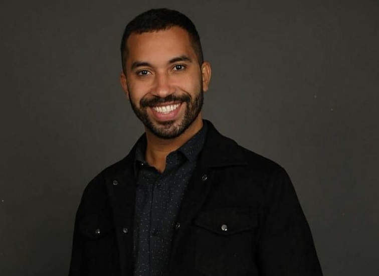 Com 12 milhões de seguidores, Gil decide entre 2 PhDs e carreira artística