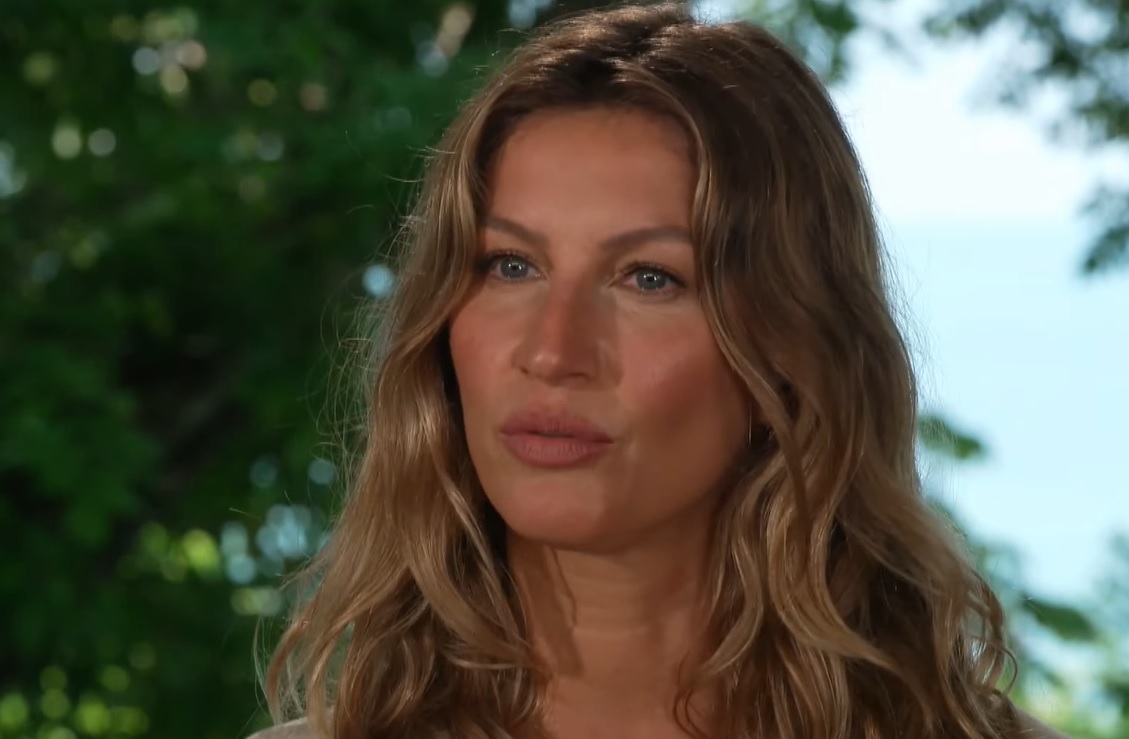 'Sobrevivia e agora estou vivendo', diz Gisele Bündchen após separação de Tom Brady