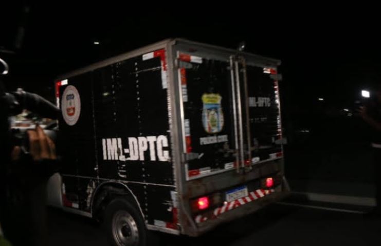 Dupla suspeita de matar motociclista na saída da boca de fumo é presa no Amazonas