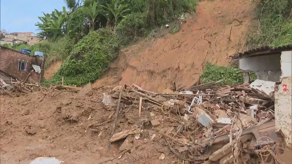 Chefe da Defesa Civil do Recife é réu por desvio de verbas de cidades afetadas por enchentes