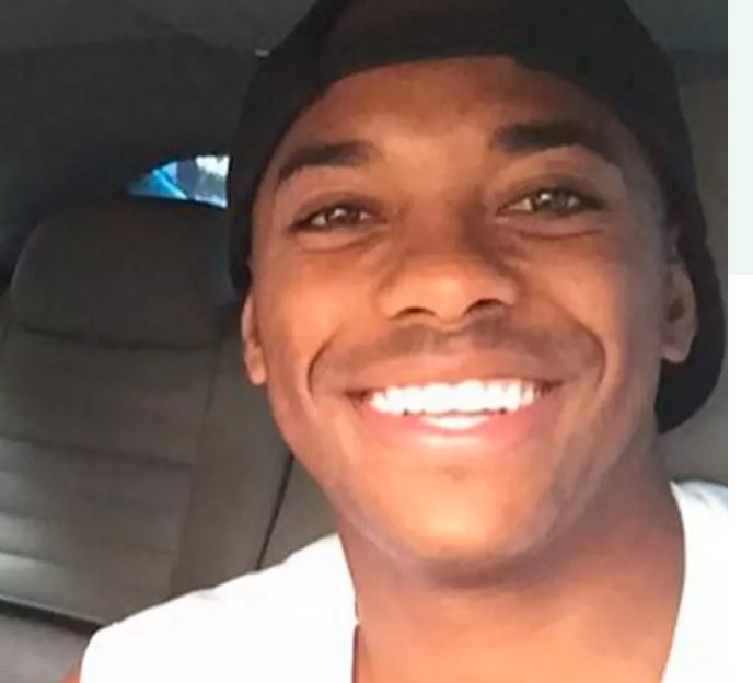 Condenado por estupro, Robinho anuncia aposentadoria e dispara: 'Me deixem em paz'