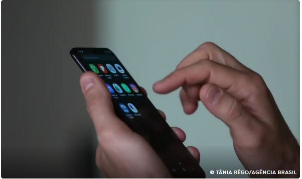 Ministério da Fazenda suspende sete empresas de apostas online