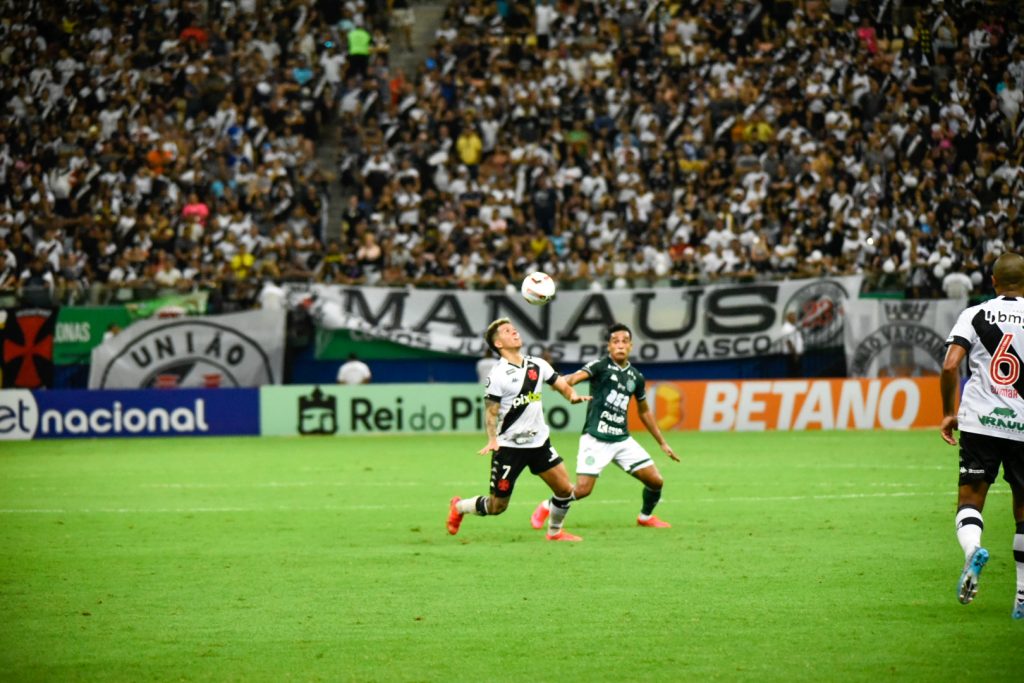Mais de 33 mil torcedores lotam Arena da Amazônia em jogo do Vasco contra Guarani
