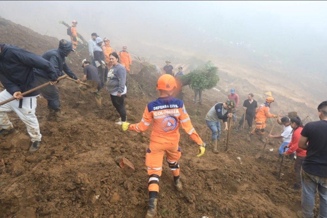 Deslizamento de terra mata 10 e deixa 15 desaparecidos na Colômbia