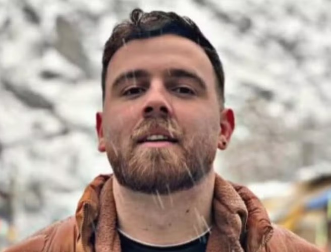 Saiba quem é o jovem que será enforcado no Irã por participar de protestos