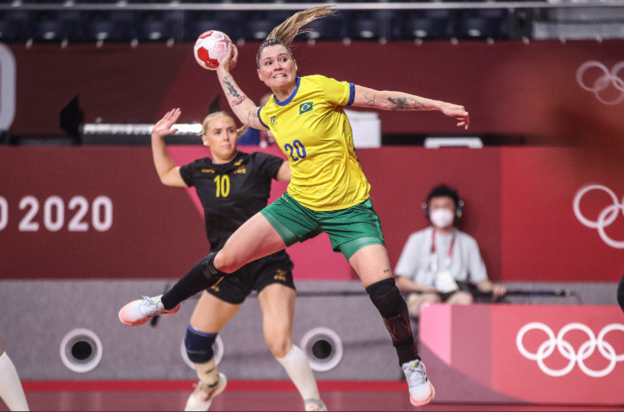 Brasil perde da Suécia e sofre segunda derrota consecutiva no handebol feminino
