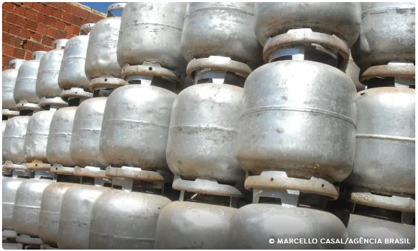 Gás de cozinha fica mais barato  com redução do ICMS