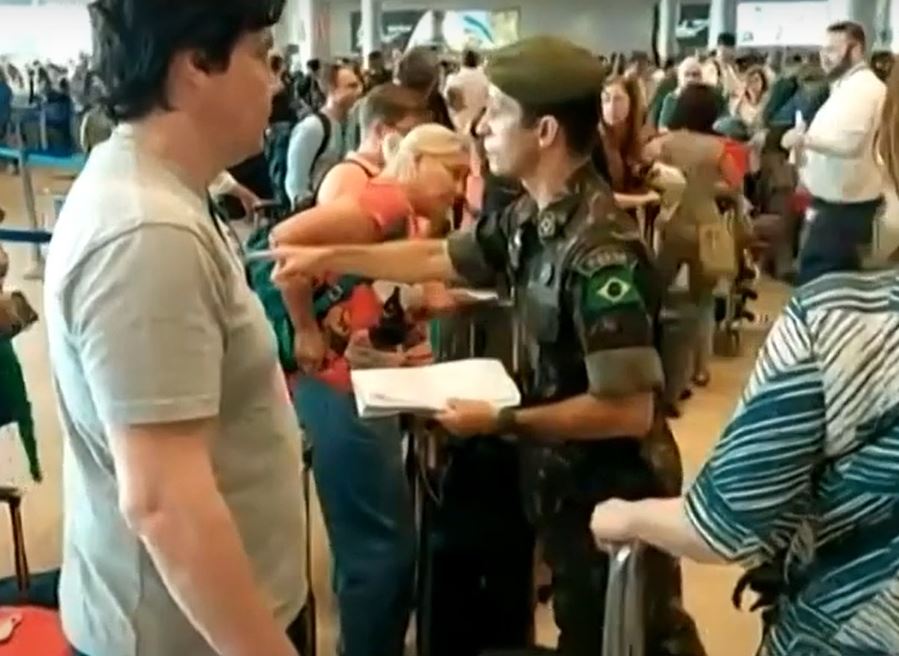 Avião da FAB chega a Israel para resgatar 210 brasileiros