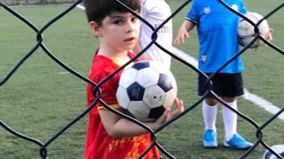 Babá que alertou sobre agressões de Henry não será presa, diz promotoria