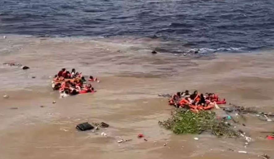 Sete pessoas estão desaparecidas após lancha afundar; duas mortes foram confirmadas