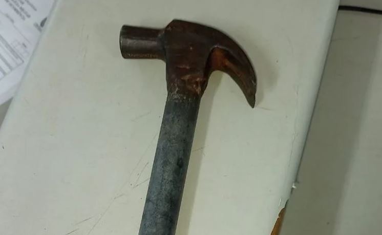 Homem é atraído por amigos para pescaria e acaba morto a marteladas