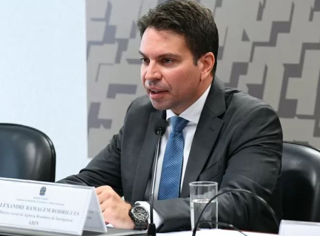 Ex-chefe da Abin Alexandre Ramagem é alvo de operação da PF sobre espionagem
