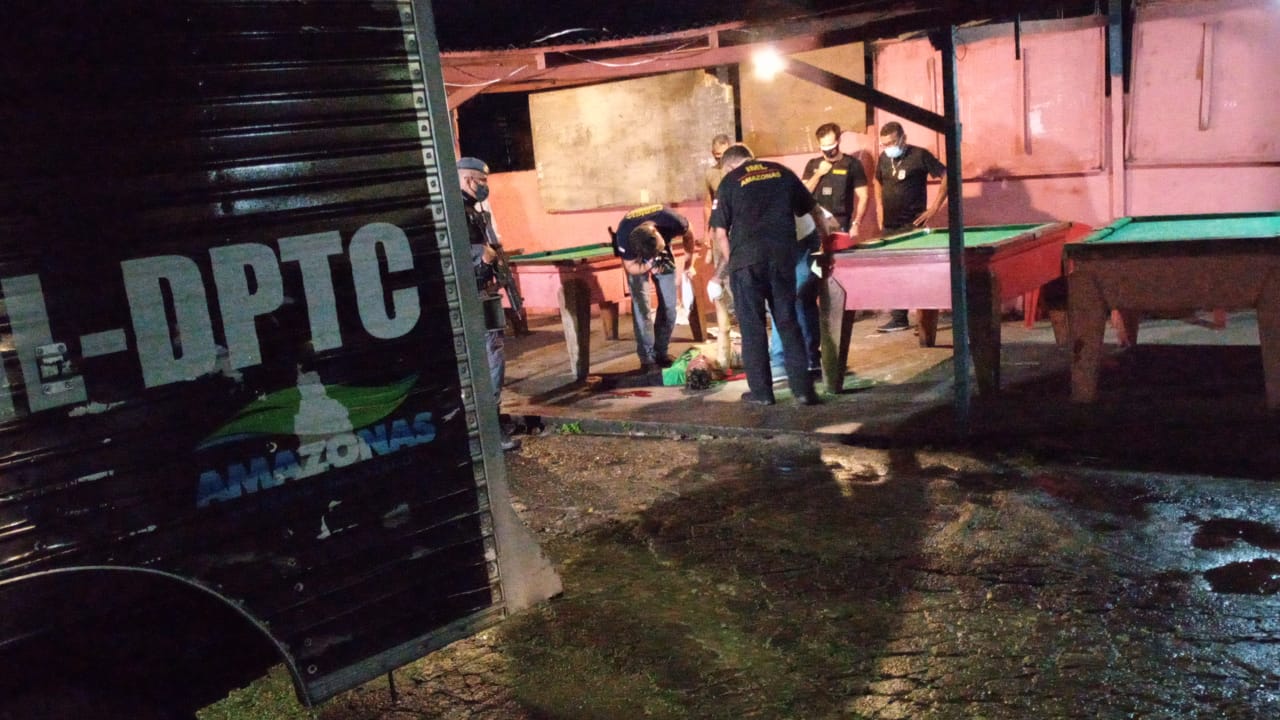 Jovem é assassinado enquanto jogava sinuca em Manaus