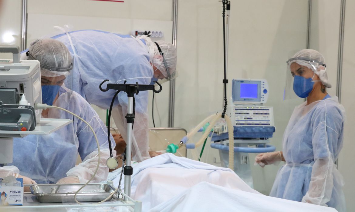 Programa Médicos pelo Brasil prorroga inscrições