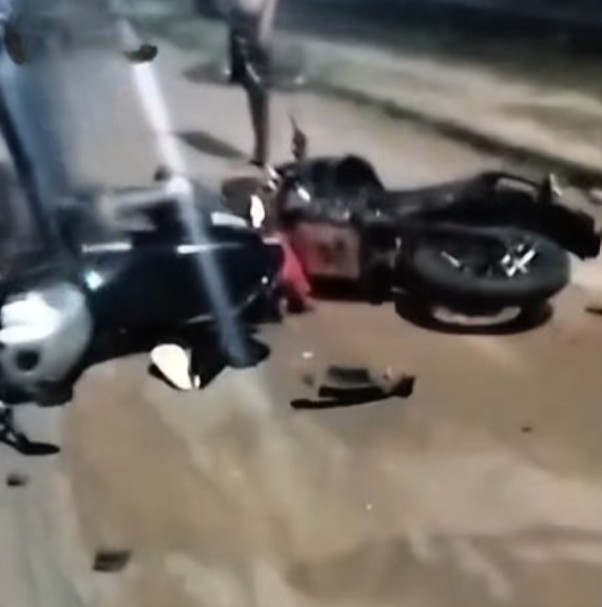 Jovens morrem e bebê fica ferido em acidente entre motocicletas em Manacapuru