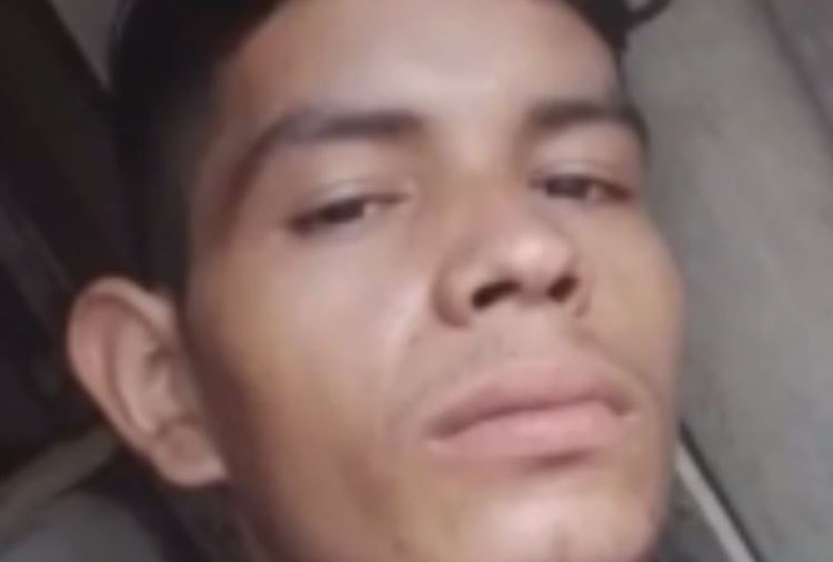 Jovem morre ao ter faca cravada no pescoço em Manacapuru