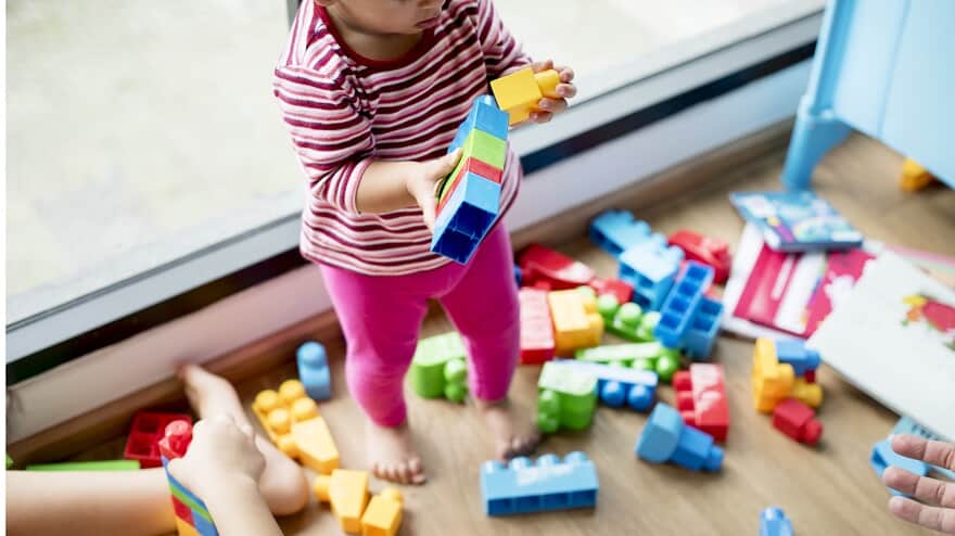 Plano de saúde terá que custear tratamento de equoterapia para criança com autismo