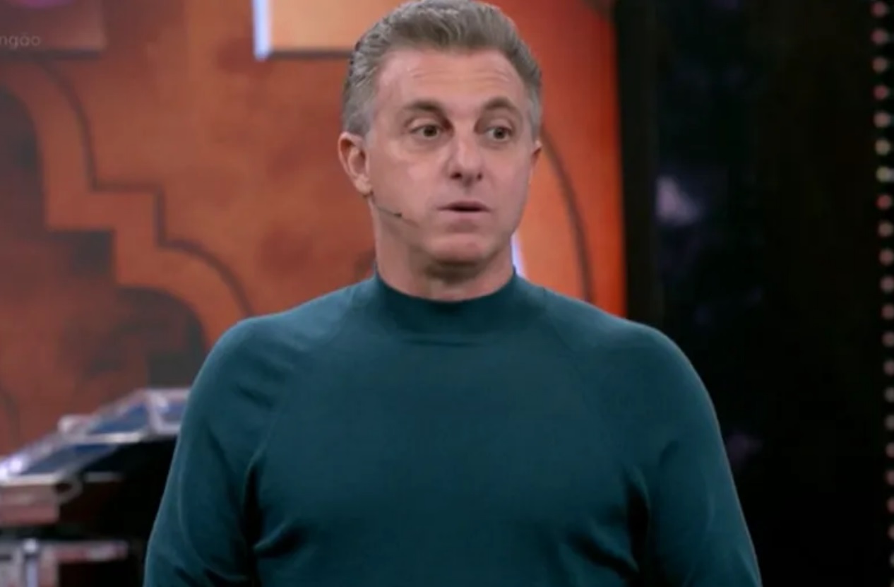 Luciano Huck critica ataques a Neymar e Gilberto Gil: 'Atitudes desprezíveis'