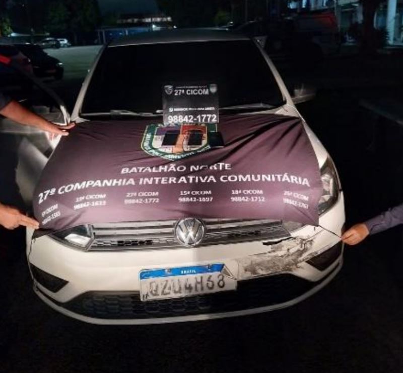 Assaltantes causam destruição ao atingirem vários veículos durante fuga no Novo Aleixo 