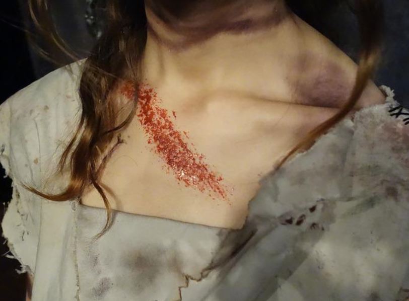 Adolescente é assaltada e estuprada ao ter casa invadida enquanto dormia em Manaus