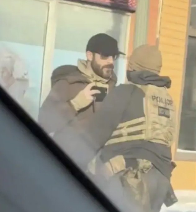 Homem morto pelo ICE em Minneapolis era enfermeiro de UTI e cidadão americano