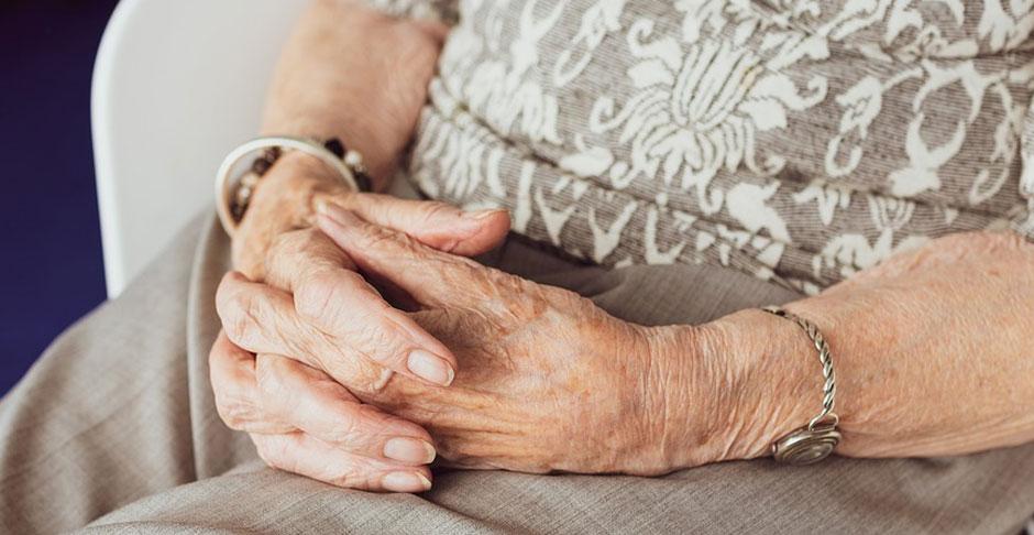 Mulher é condenada por inserir informações falsas em documento para aposentadoria