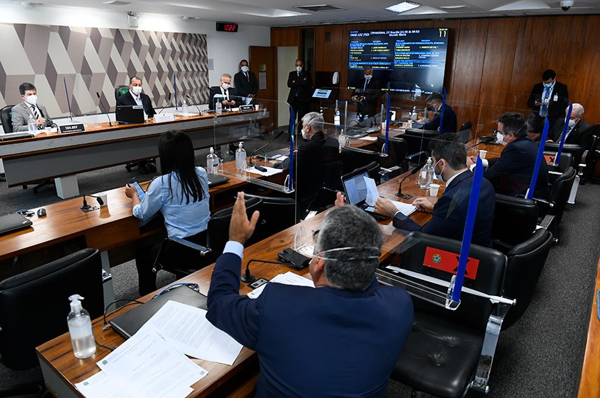 CPI da Covid aprova sessão reservada com Witzel