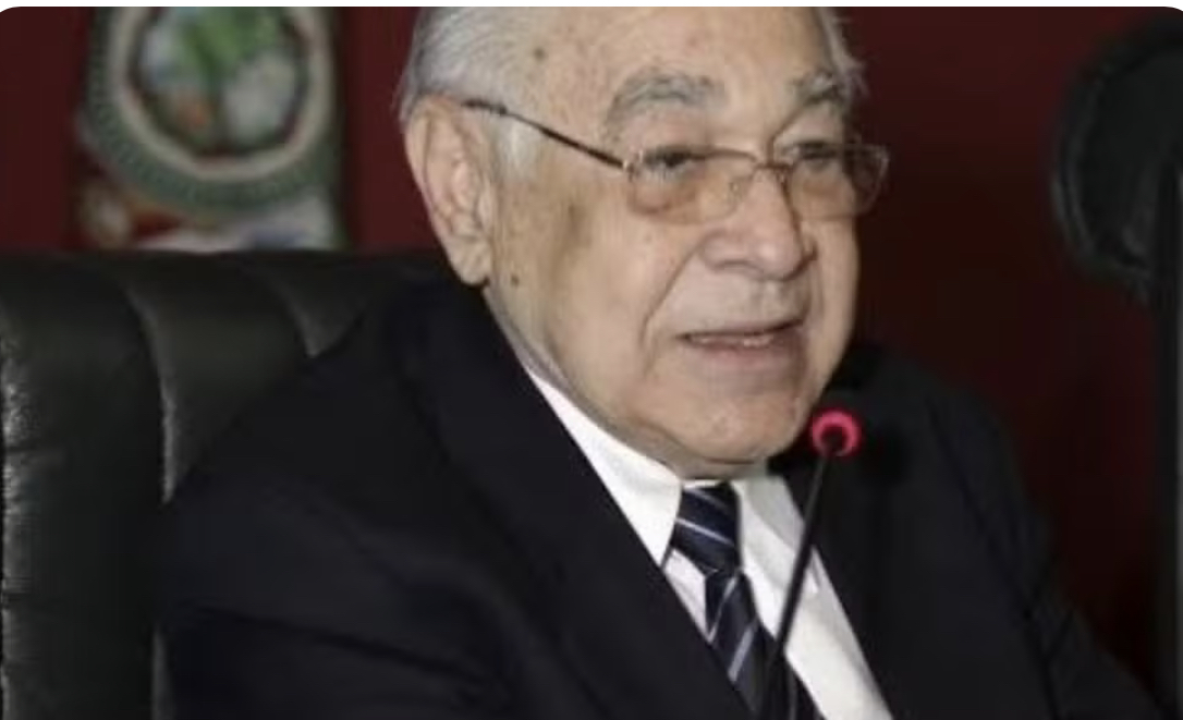 Médico com registro ativo mais antigo do Amazonas, Wallace Ramos morre aos 95 anos