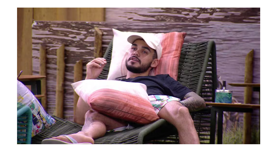 João Gabriel desabafa com Renata: 'cansado de ficar brigando'