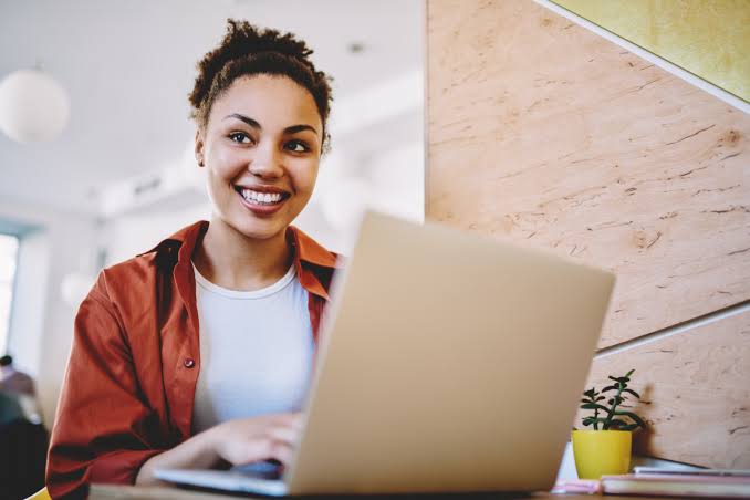 Sesc encerra inscrições para EJA em formato EAD nesta semana no Amazonas