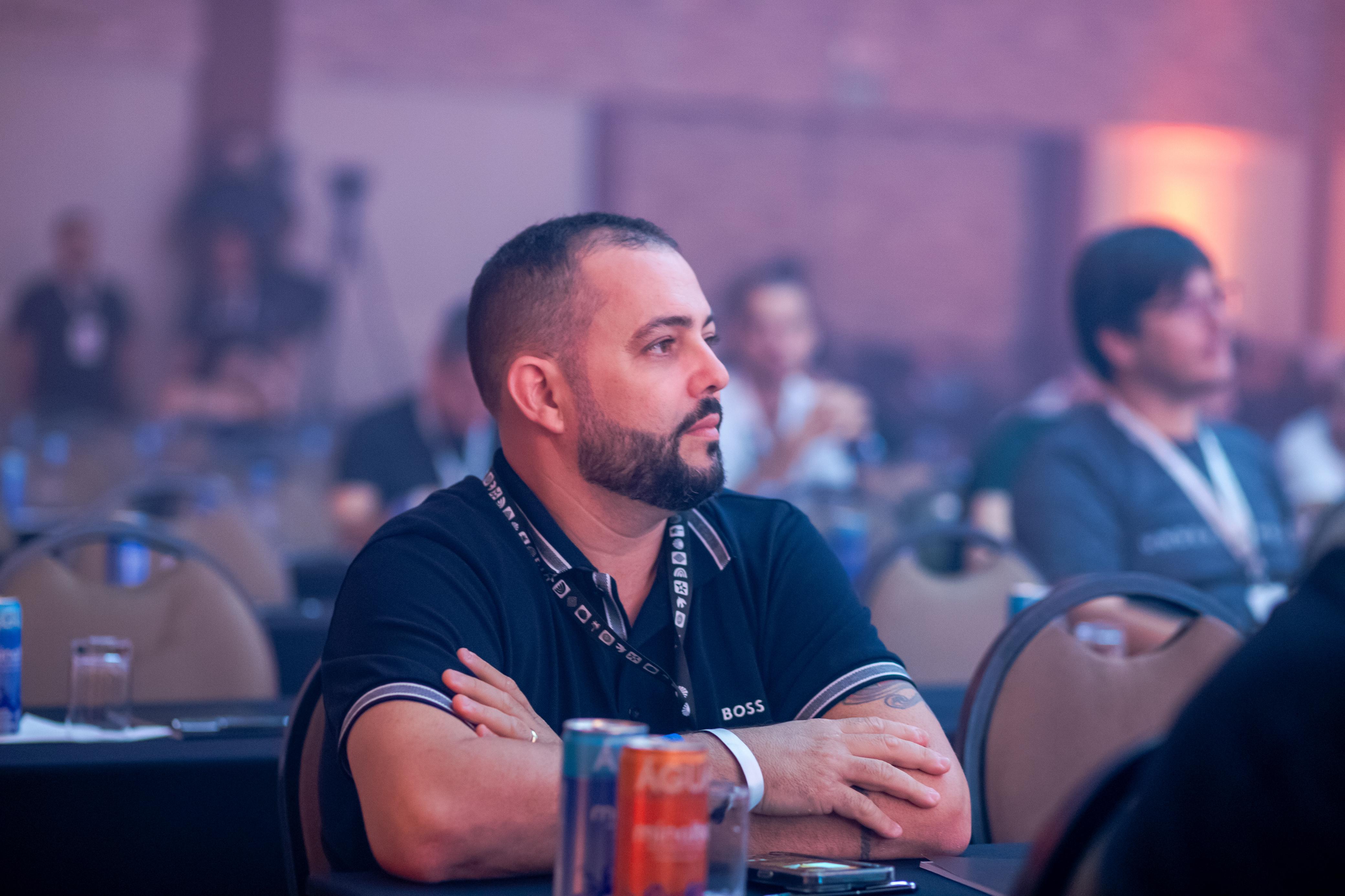 Evento em Manaus discute novas abordagens para impulsionar resultados em vendas