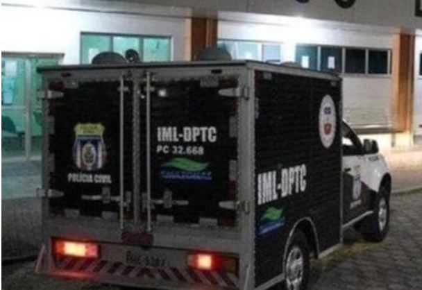 Jovem é executado e jogado na frente de balneário em Manaus